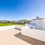 Villa Secret 1 *